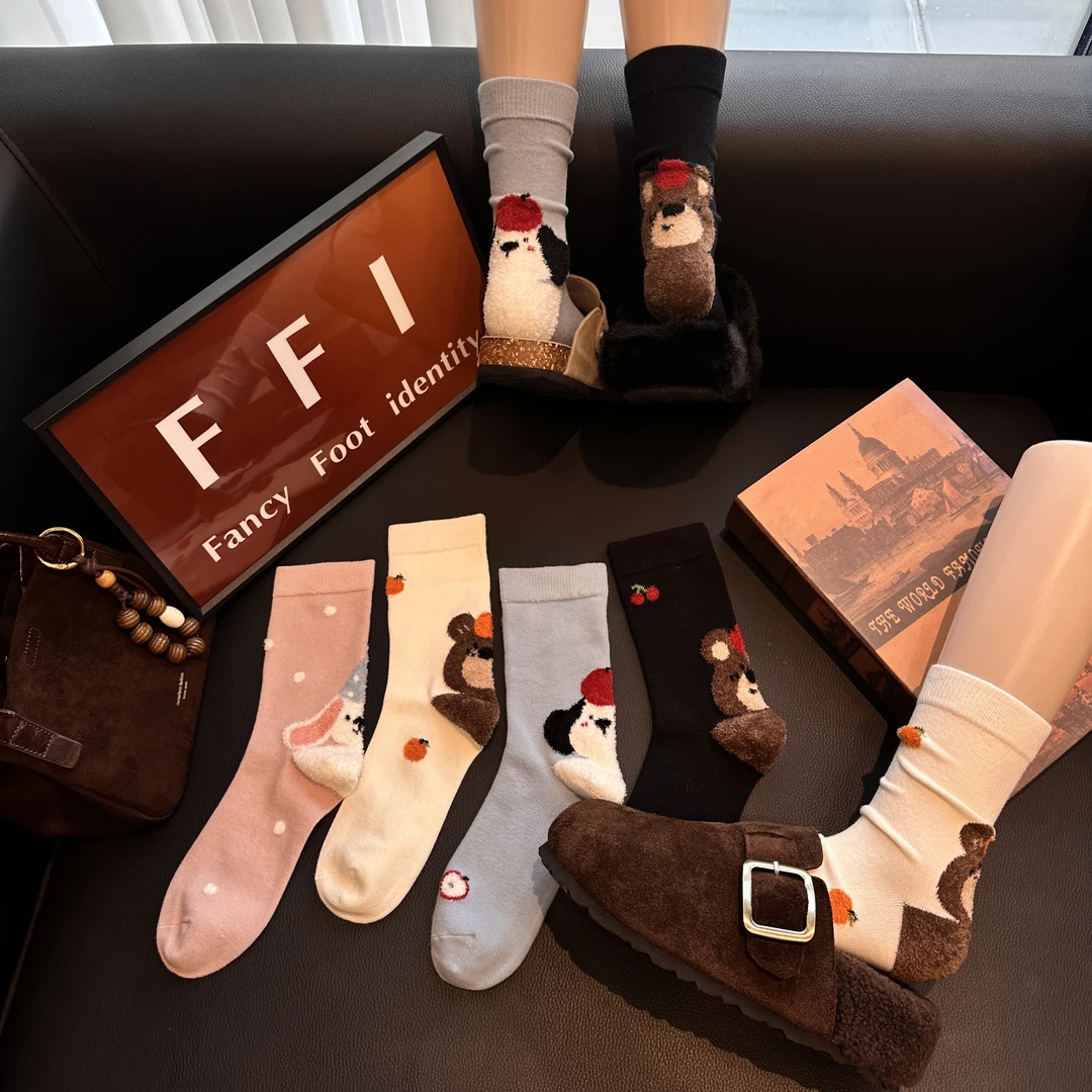 FFI(4双)早秋卡通后跟动物元素少女舒适透气休闲百搭中筒堆堆袜