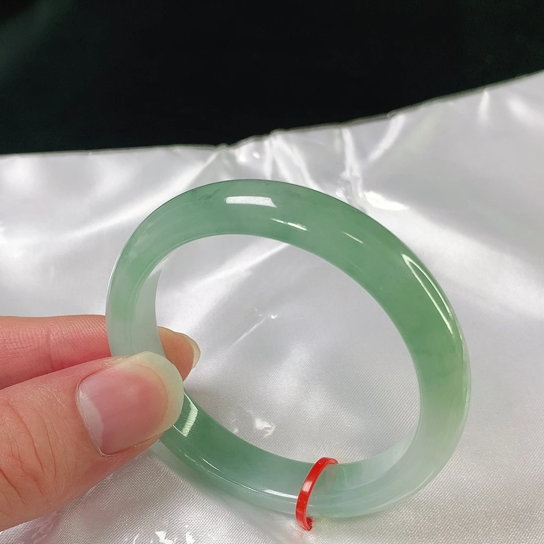 未镶嵌手镯翡翠132