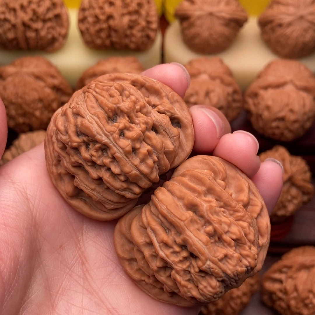 大***猫把件文玩核桃精品老树红皮四座楼44