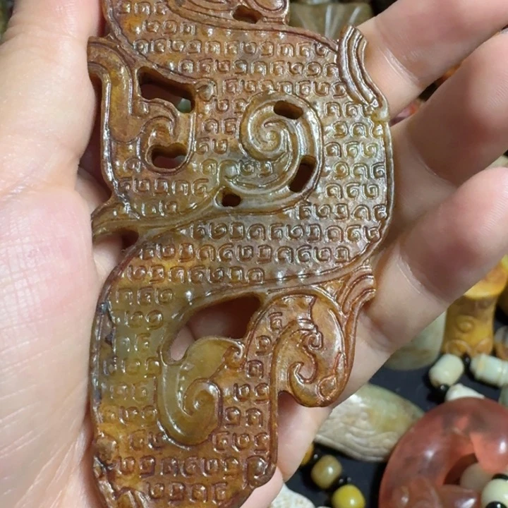 和田玉未镶嵌珠宝半成品