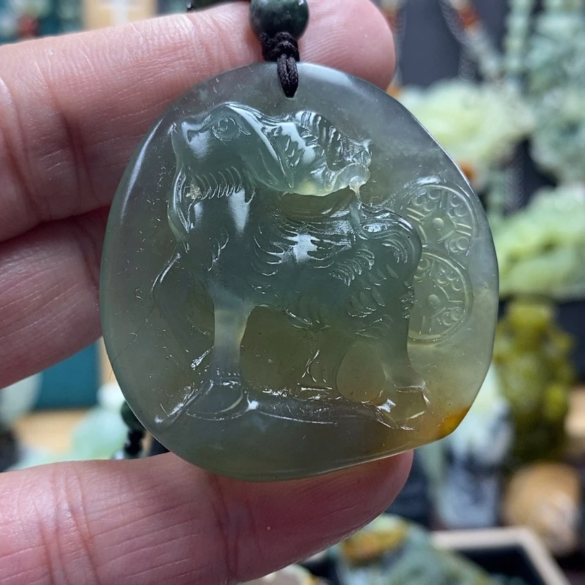 【闪购商品】蛇纹石玉吊坠未镶嵌