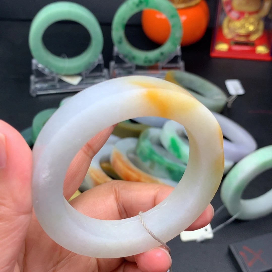 定制翡翠手镯未镶嵌冰**梨