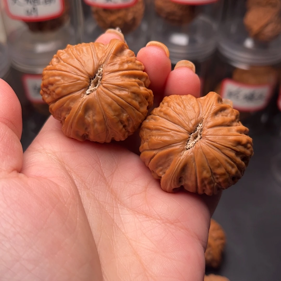 文玩核桃把件n***斌铁锤妹妹