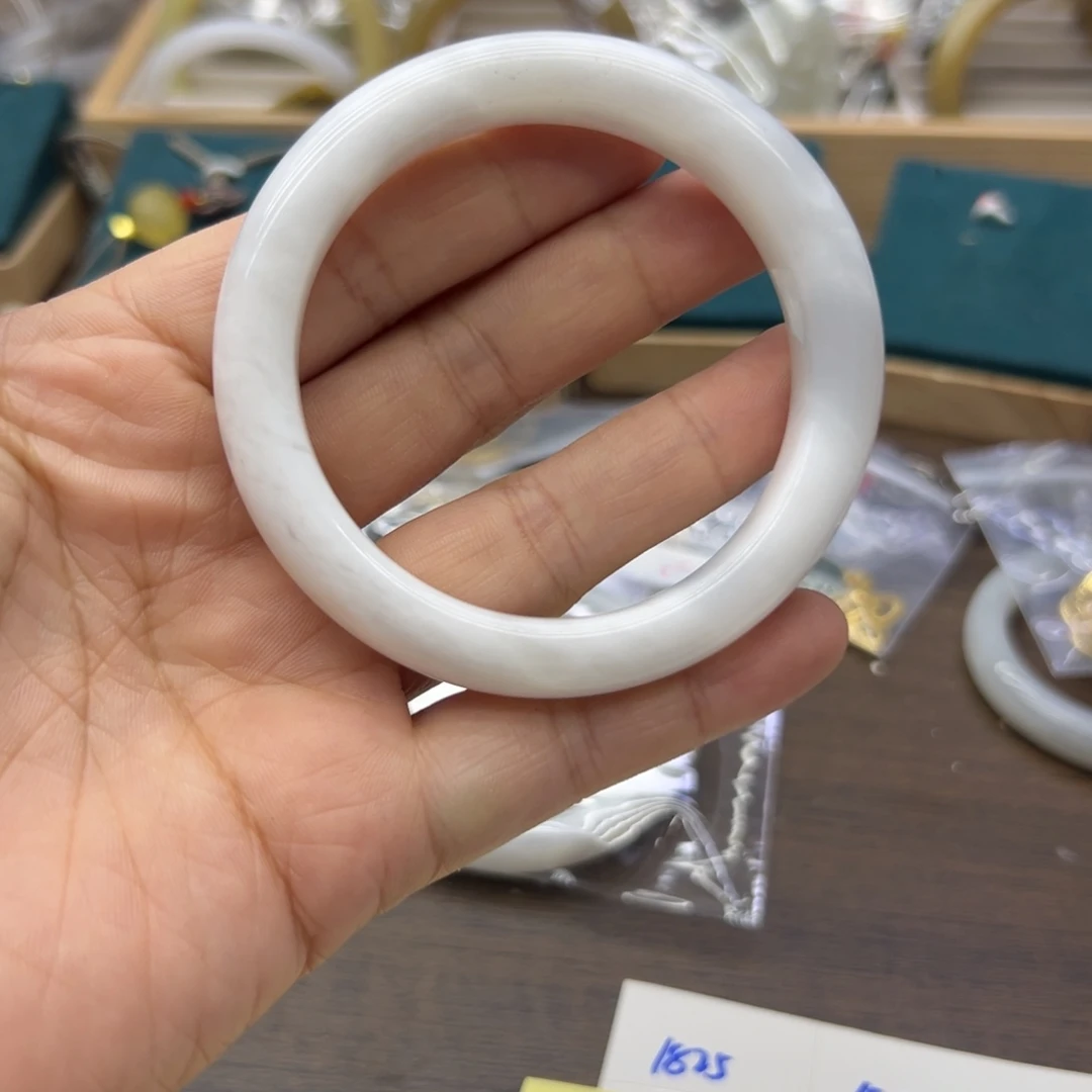 和田玉未镶嵌手镯57圈围1756