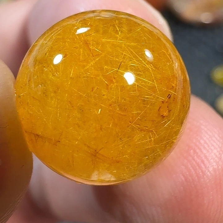 张***翀水晶颈饰未镶嵌你