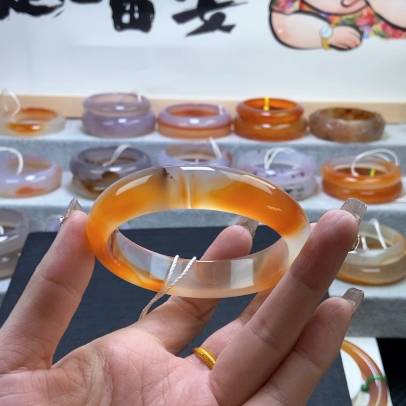 【闪购商品】玛瑙/玉髓手镯未镶嵌阿*猫