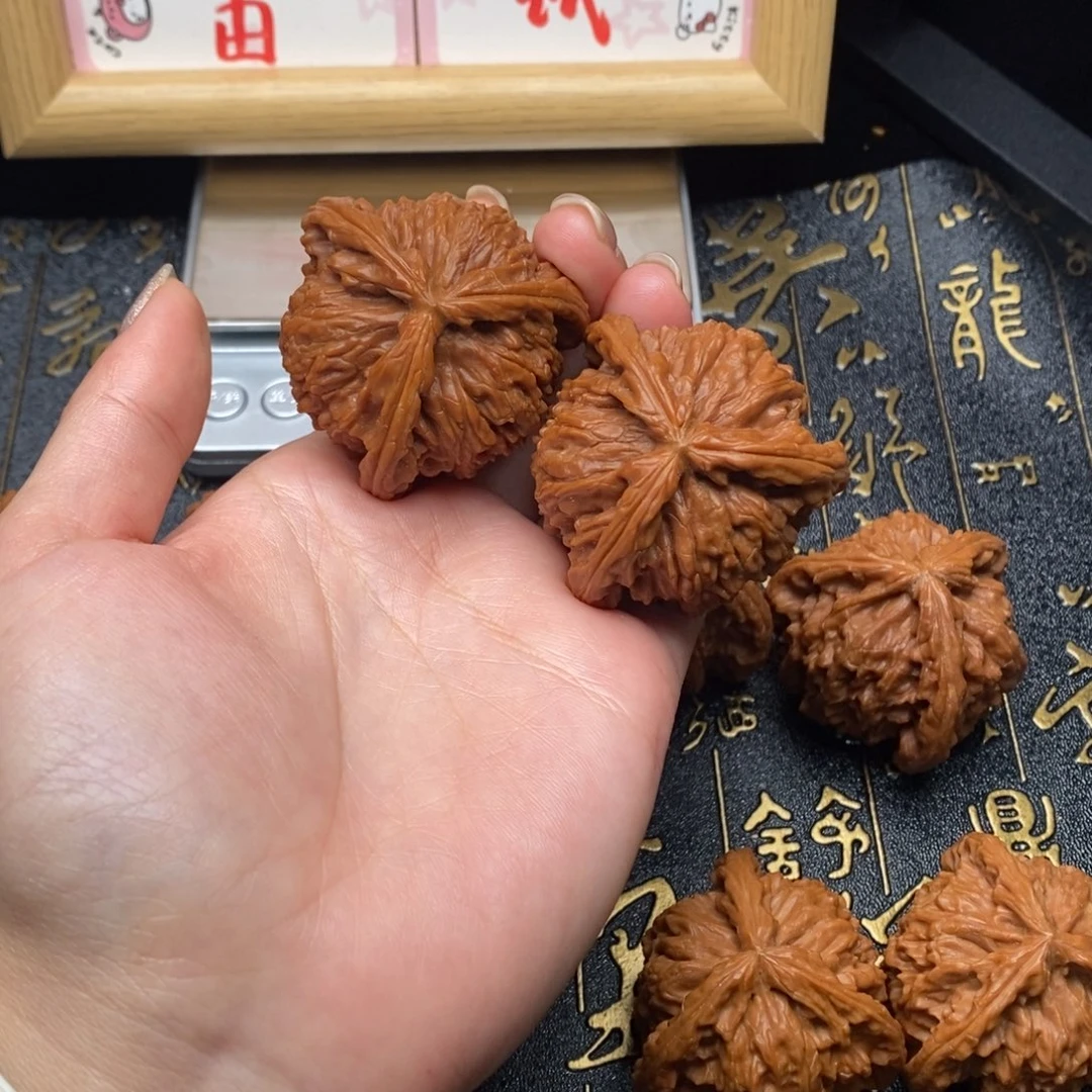 舍***得吊坠文玩核桃白狮1111111111