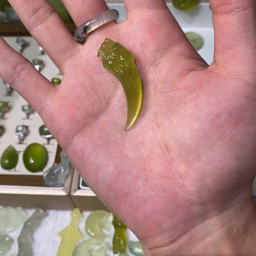未镶嵌岫玉吊坠(不含链)
