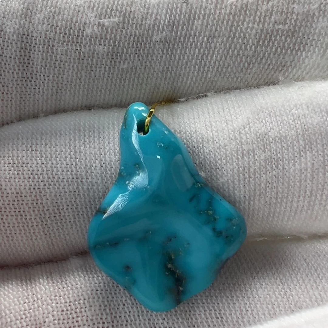 未镶嵌绿松石随形16.6mm