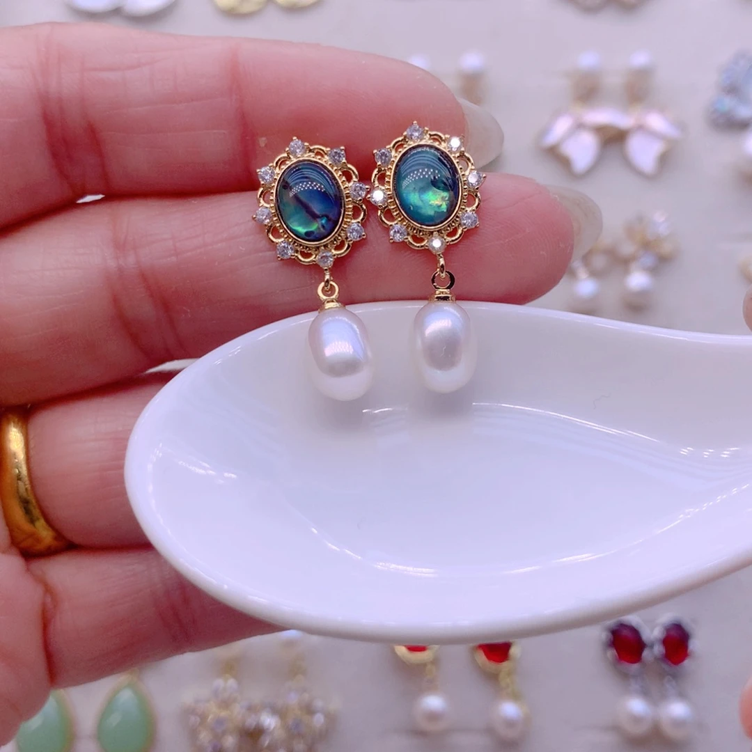 淡水珍珠合金耳饰