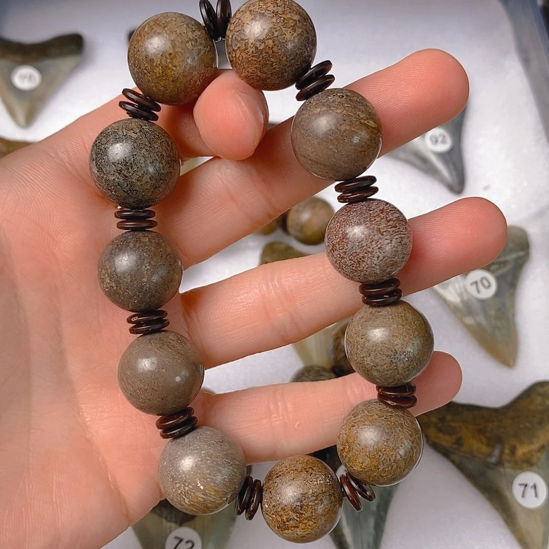 文***芃亚克力22222222222