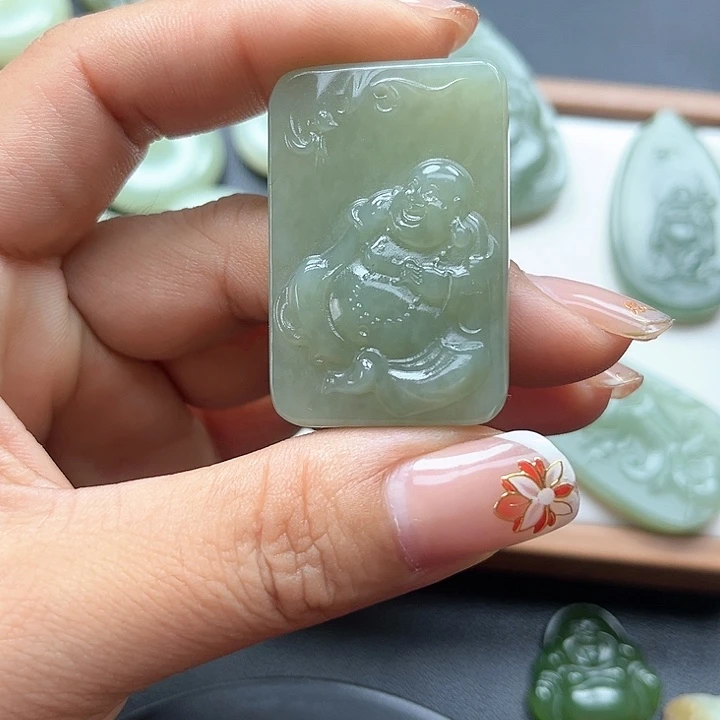 【闪购商品】颈饰未镶嵌和田玉