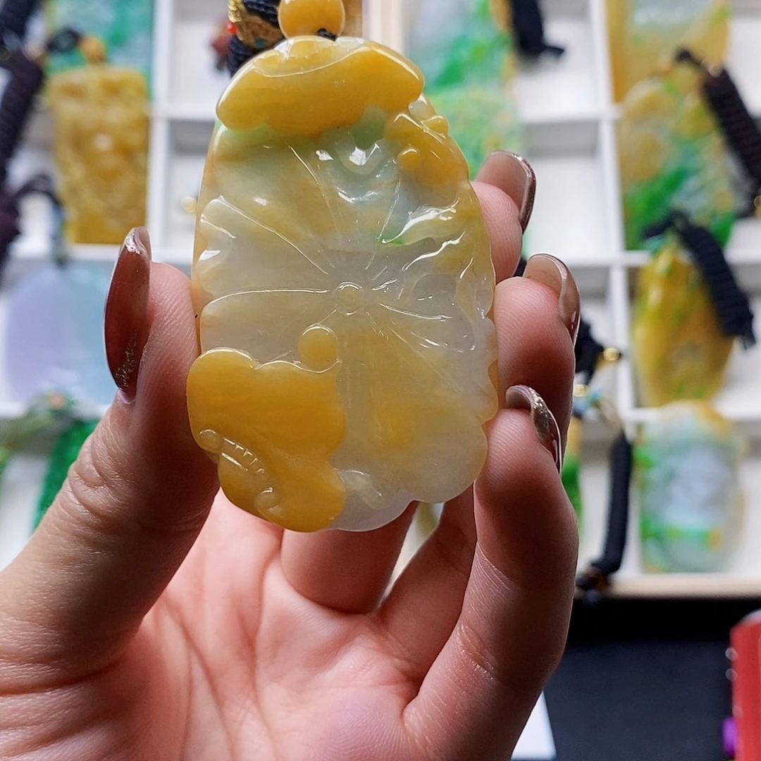 翡翠未镶嵌颈饰翡翠A货