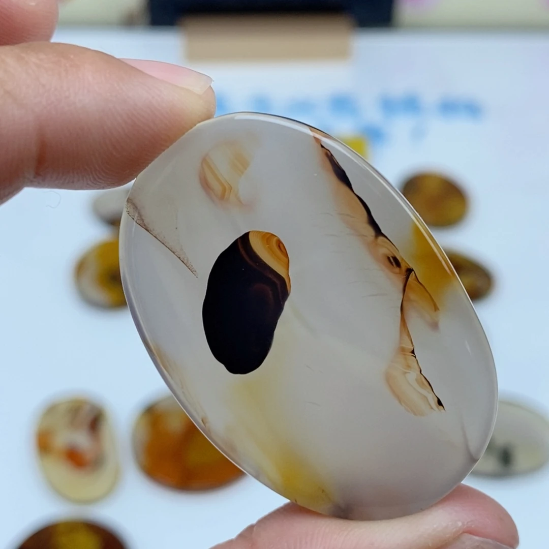 玛瑙/玉髓未镶嵌珠宝半成品