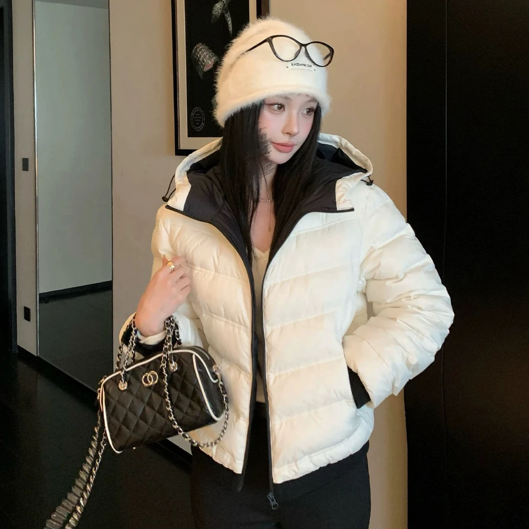轻薄出行   三/星安心90白鸭绒撞色连帽新款羽绒服女A003