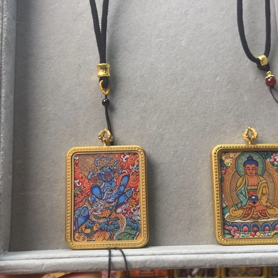 吊坠斯****?黑老爷➕1