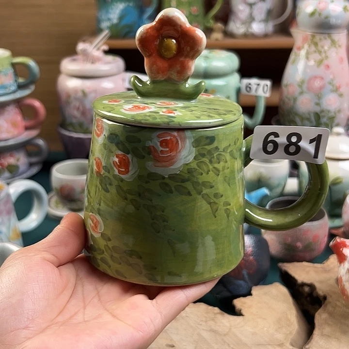 二***日景德镇陶瓷手绘作品681微瑕