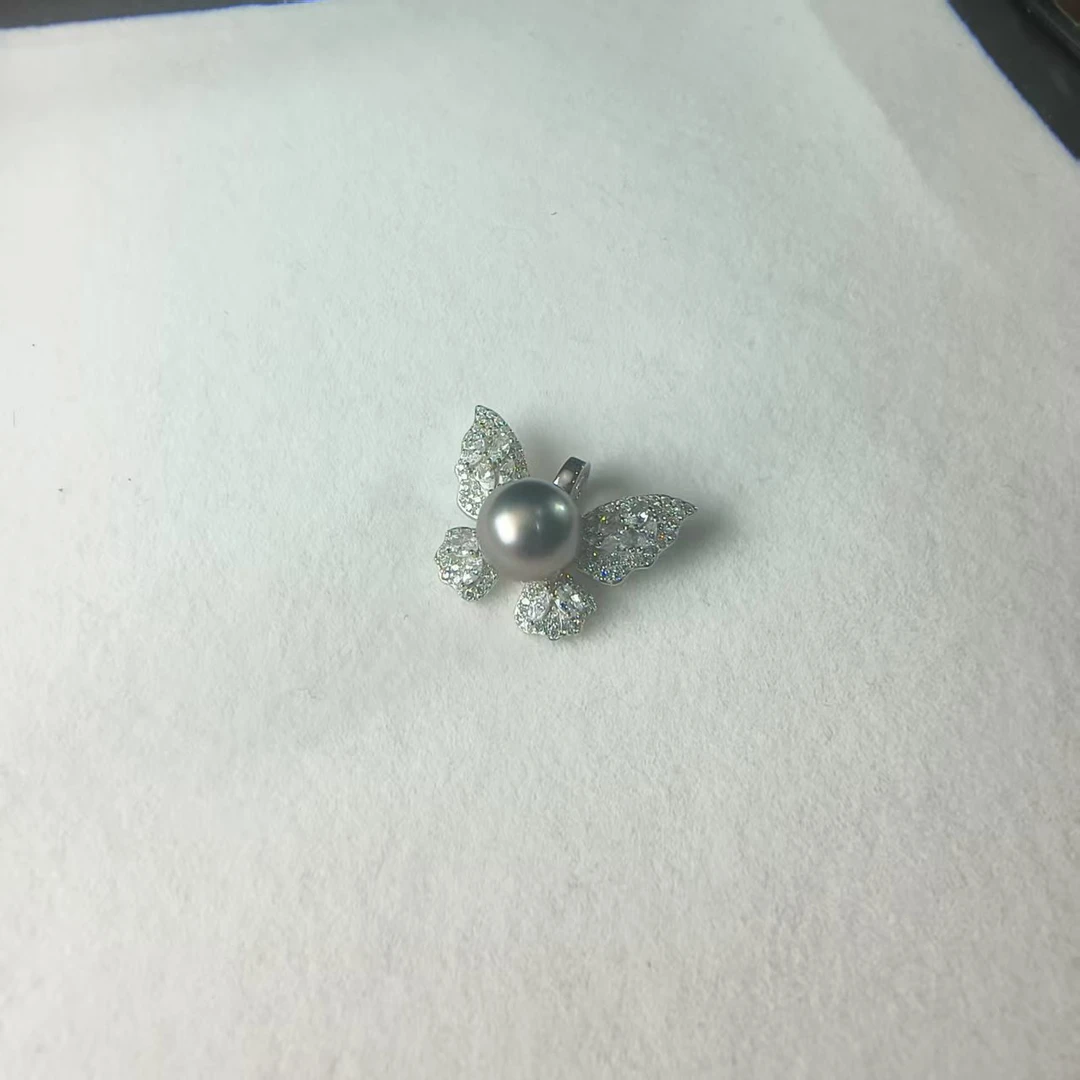 【睿泽鉴宝】S925海水大溪地蝴蝶款吊坠多样性发一/有瑕 10mm V0636