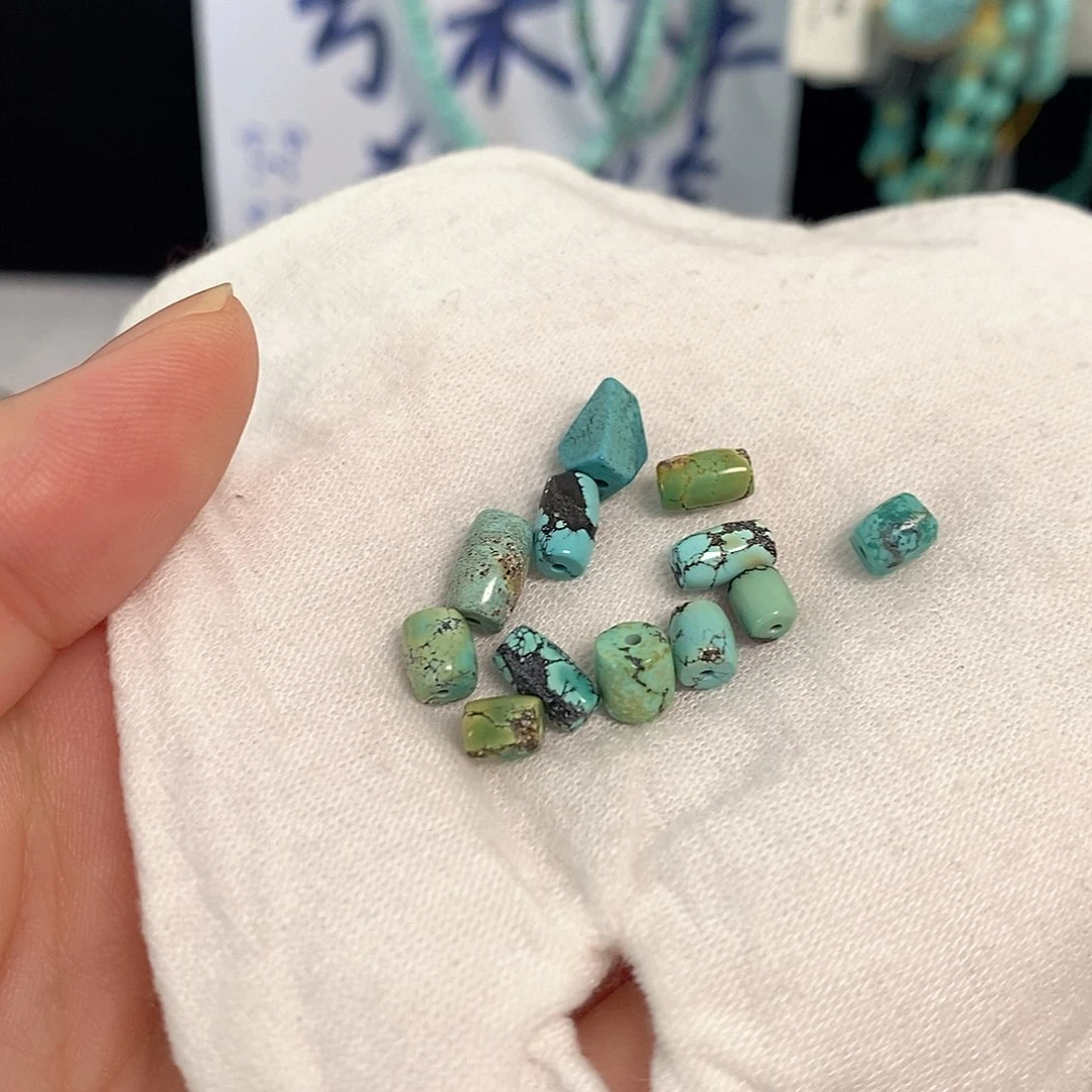 南红玛瑙未镶嵌珠宝奇石