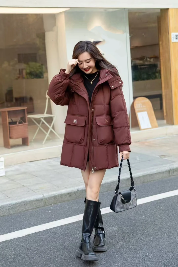 依美阁女装推介新款棉服休闲时尚中长款