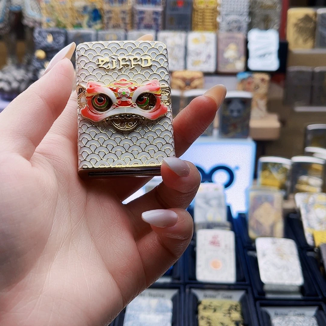 纪***鹏铜钢夜光珐琅醒狮全套