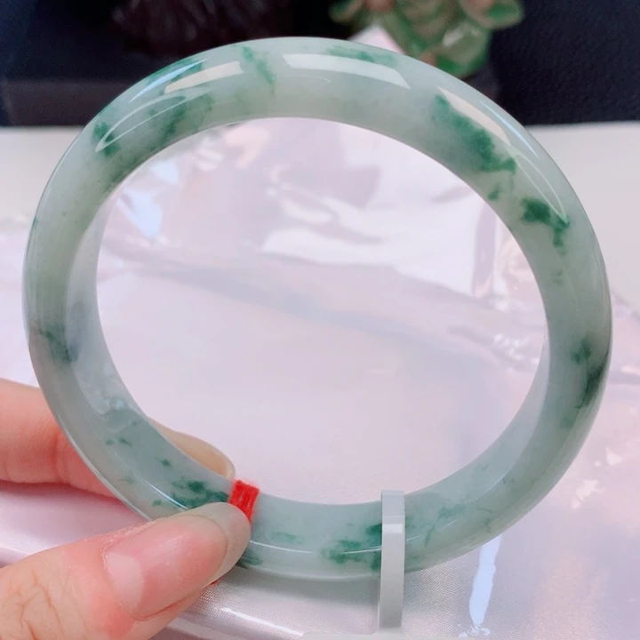 未镶嵌手镯翡翠61圈