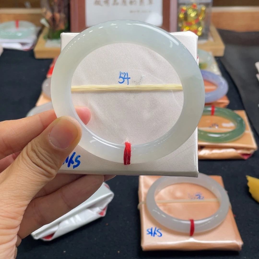 翡翠手镯未镶嵌54天然翡翠A货