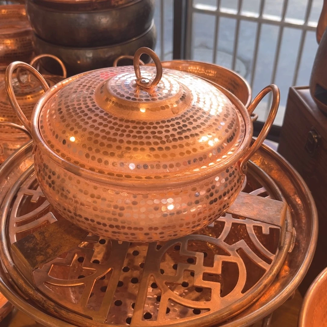 20原色碳火锅手工锻打工艺