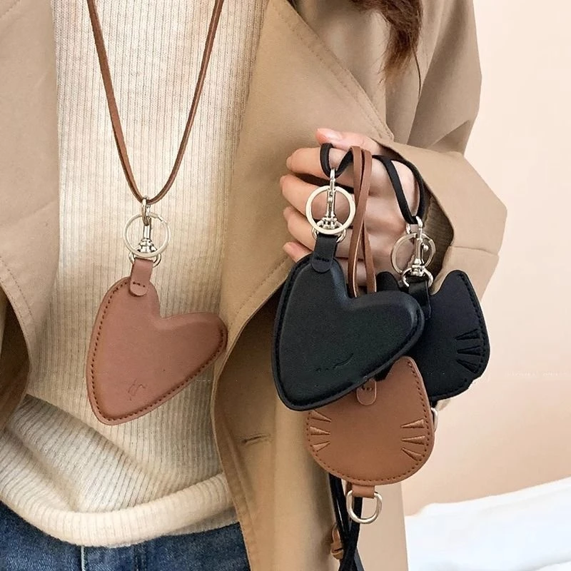 可爱小猫长款挂脖毛衣链女春天项链高级感配饰挂饰卡套装饰