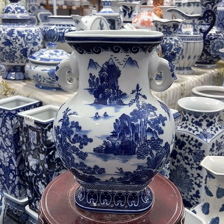 摆件青花瓷居家摆件，花瓶，小微瑕福利