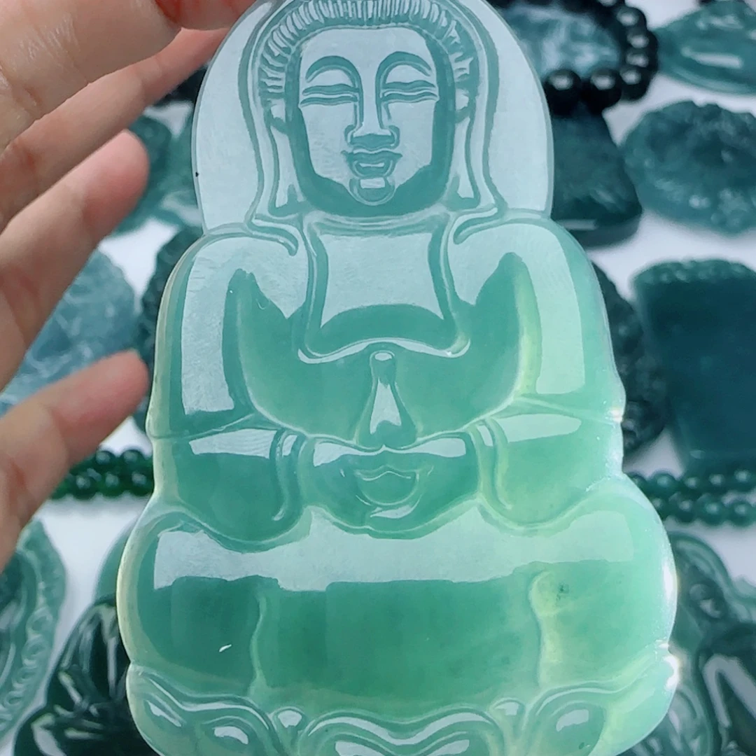 颈饰未镶嵌翡翠多样性发货天然的A货翡翠