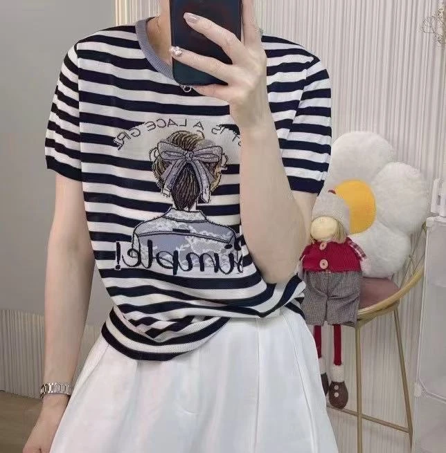 620款美女背影图案冰爽针织小衫（凉水手洗，平铺晾干）