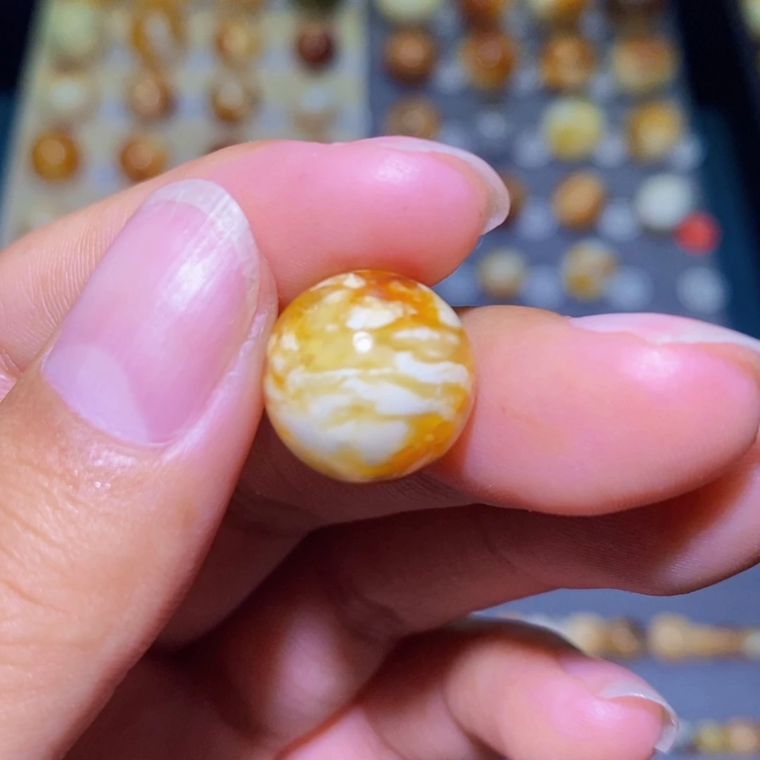 未镶嵌琥珀裸石小*总琥珀蜜蜡