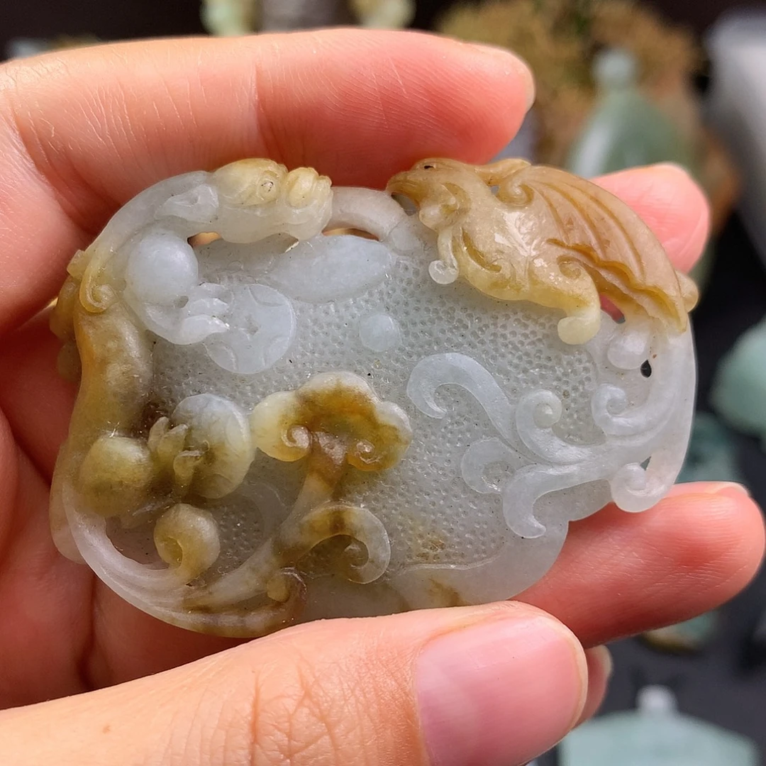 定制翡翠未镶嵌龙凤呈祥