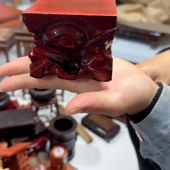 琉璃手工艺品红木工艺品