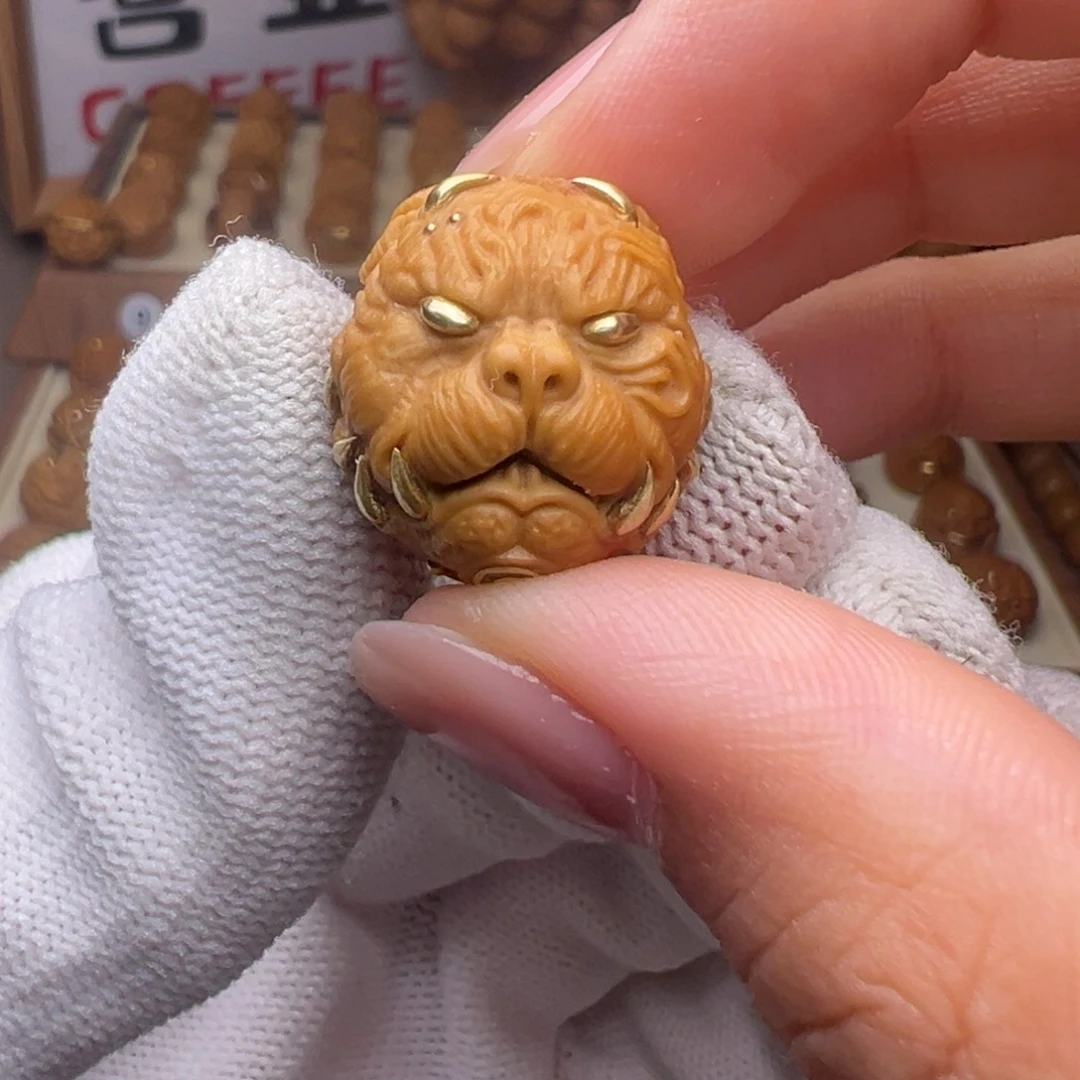 把件猴头核桃镶嵌款狗王全品有正常封口线
