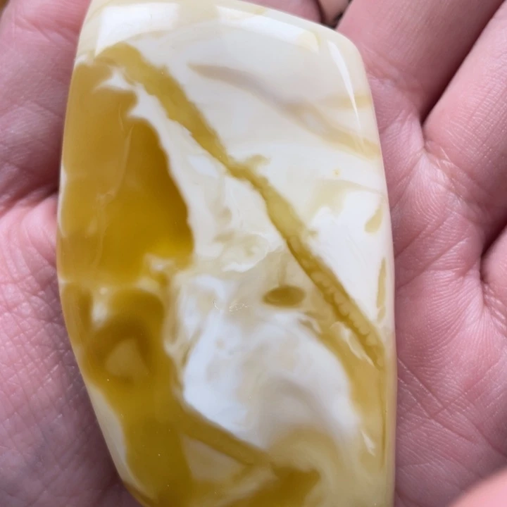 定制琥珀未镶嵌琥珀蜜蜡原石定制