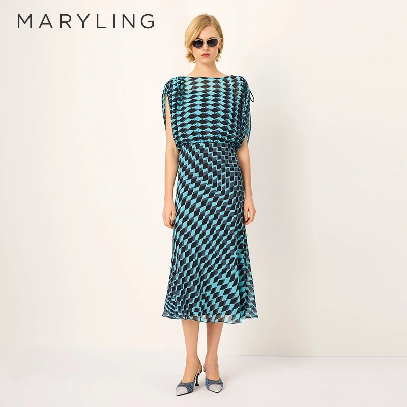 MARYLING玛俪琳浪漫度假蓝黑配艺术感印花一字领连衣裙A1FDW62240
