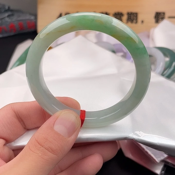 翡翠未镶嵌手镯手镯9