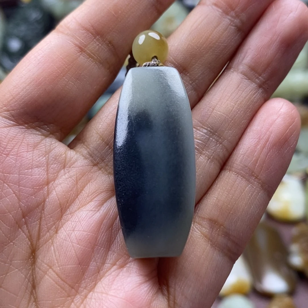 吊坠(不含链)未镶嵌和田玉（糖玉）