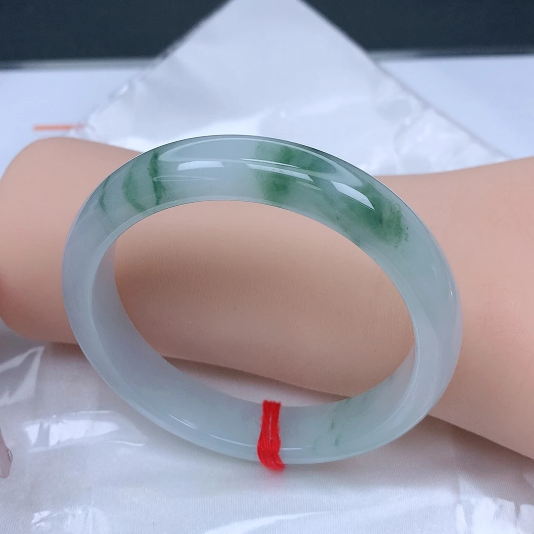 【闪购商品】未镶嵌手镯翡翠，57