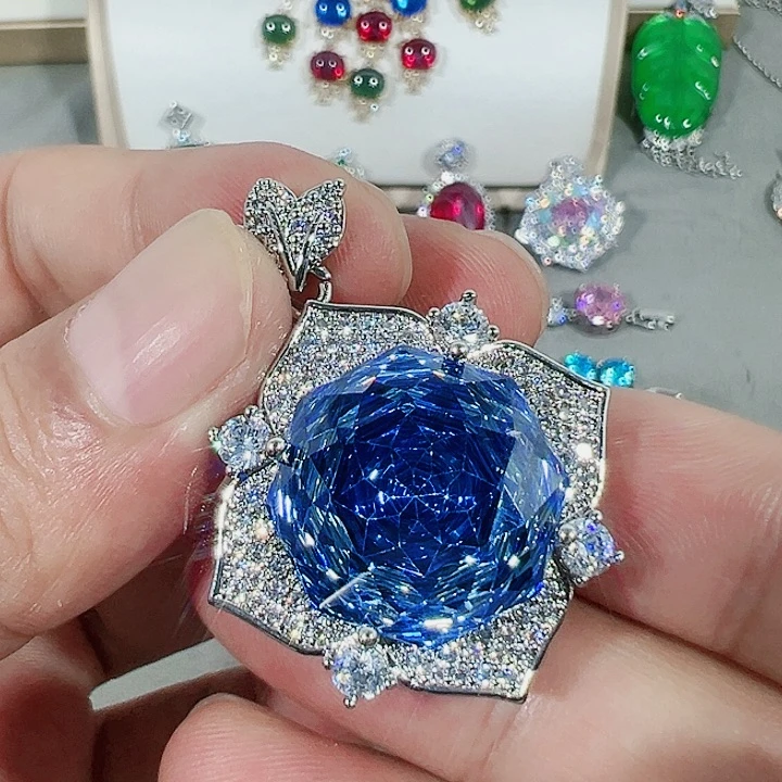 钨金无红宝蓝宝满钻镶嵌大宝贝