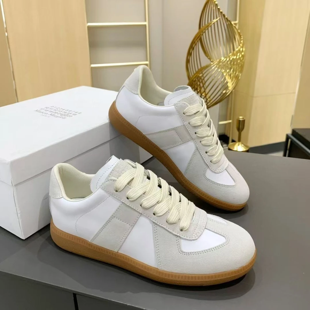 SAGGYKK/闪瑶德训鞋小白鞋女2025新款春秋爆款平底百搭休闲阿甘鞋