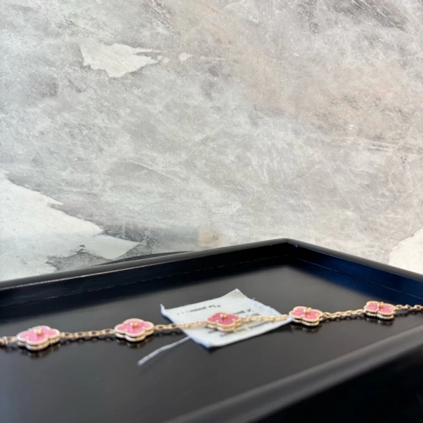 铜合金合成锆石手链 多个粉花花手链SL2044