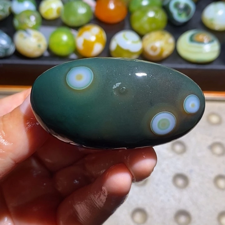 玛瑙/玉髓未镶嵌珠宝半成品