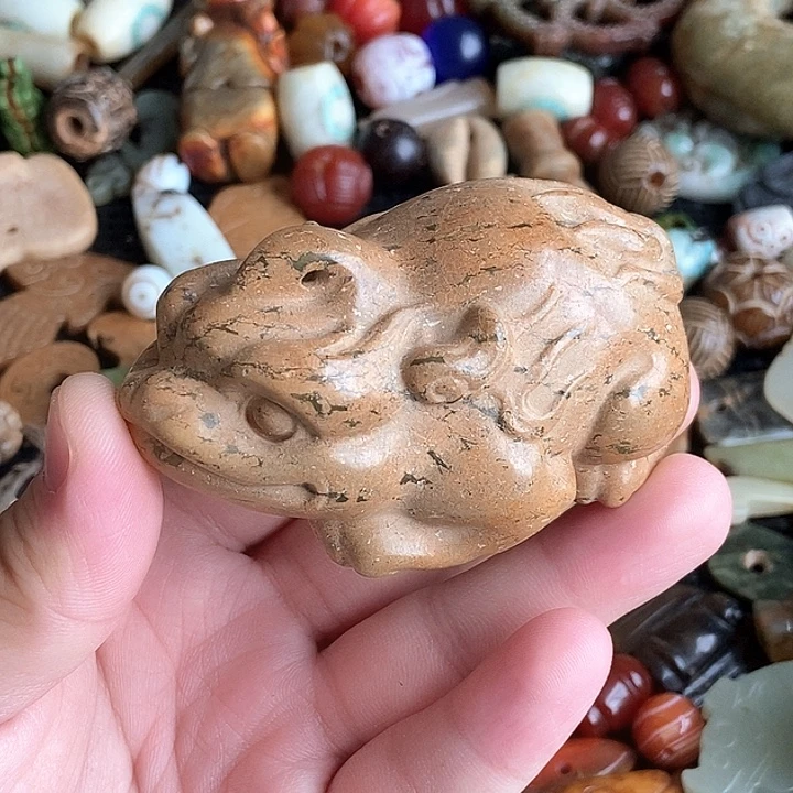 和田玉未镶嵌颈饰37