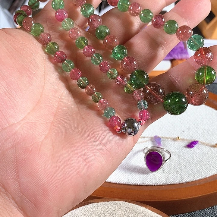 珠宝奇石未镶嵌碧玺柳**飞