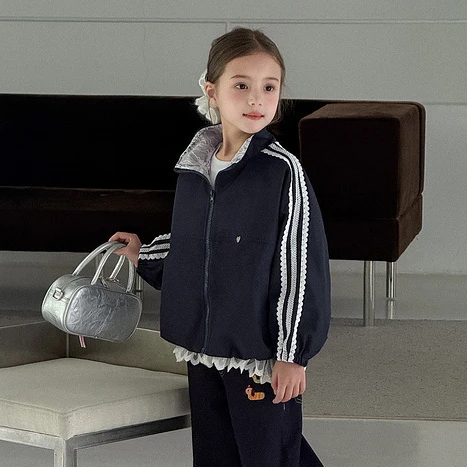 【甜美韩范儿•蕾丝拼接立领外套】女童新款防水外套韩版休闲夹克衫