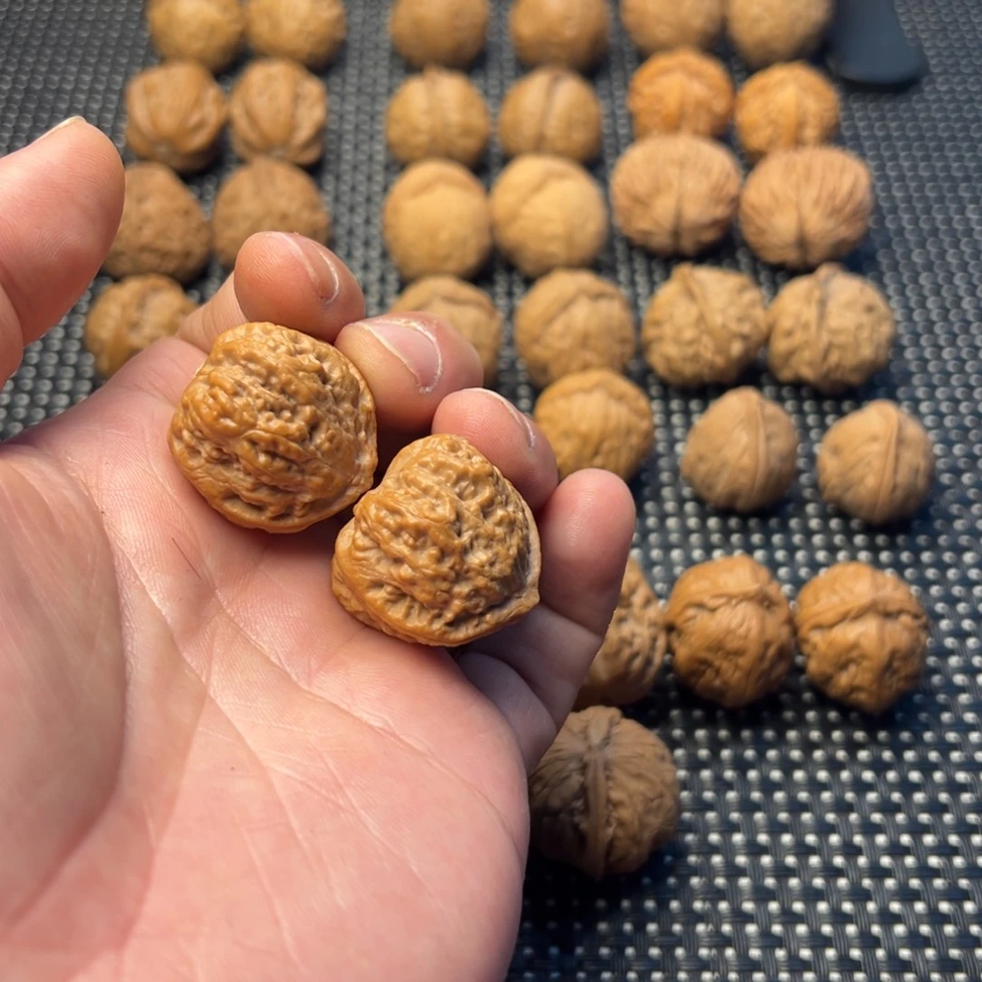 文玩核桃把件三角蛙