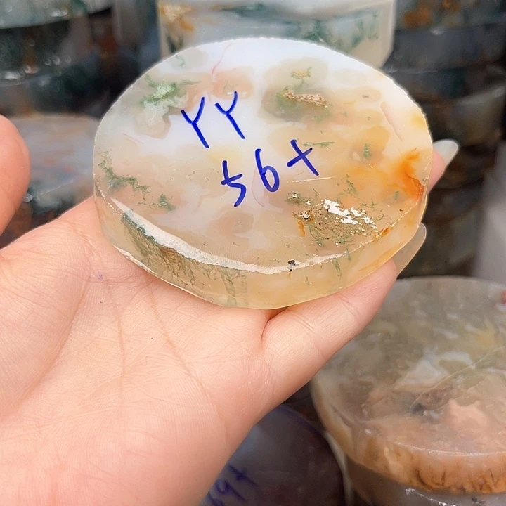 丫****定制玛瑙定制水草玛瑙手镯